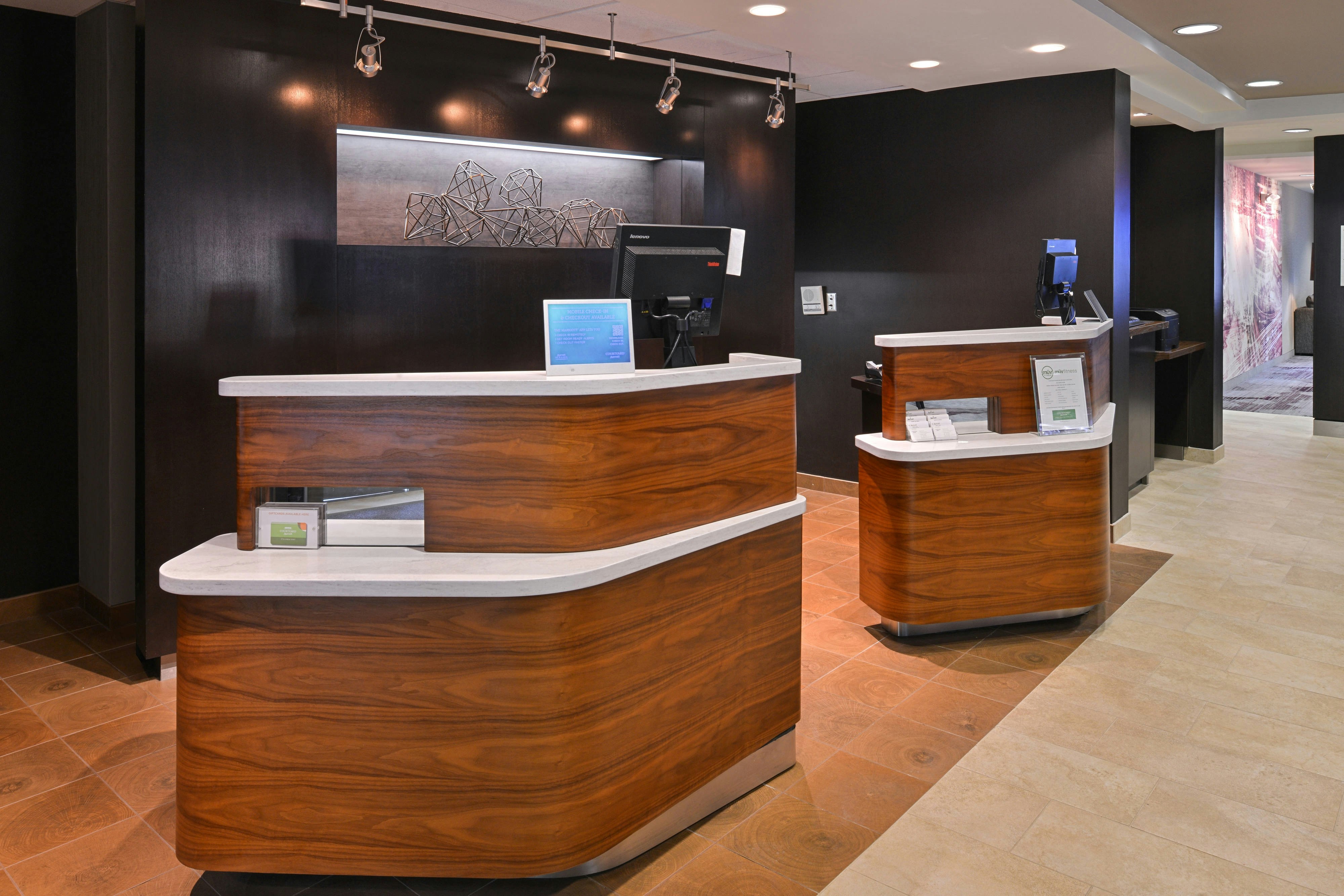 Lobby at Courtyard By Marriott Columbia Northeast/Fort Jackson Area, COLUMBIA - SC