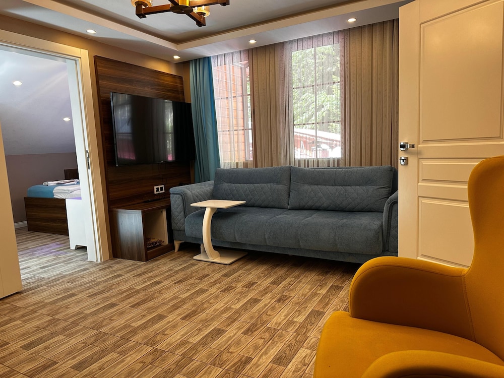 Hayat Rose Hotel 41/66