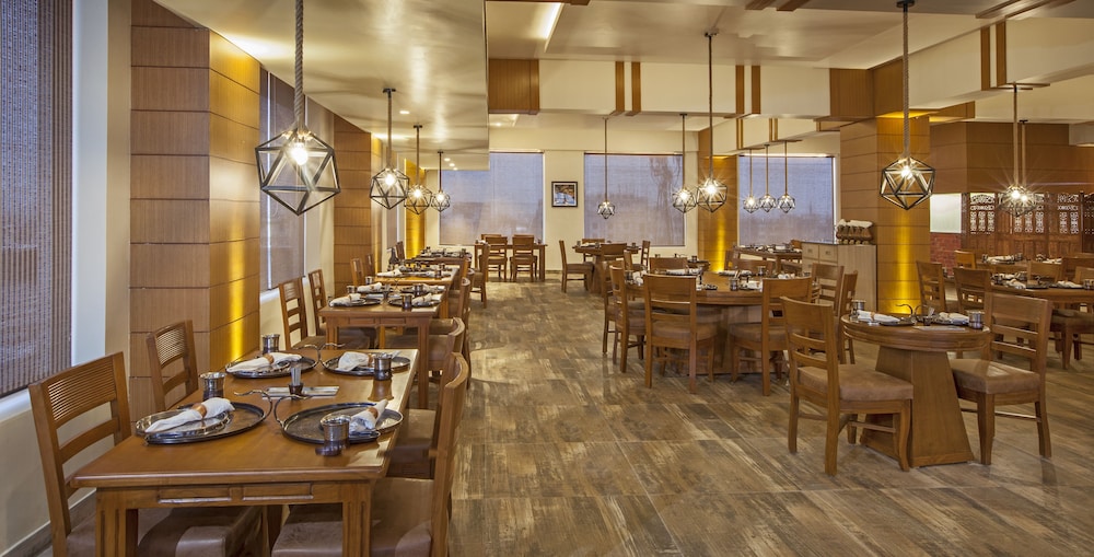 Lemon Tree Premier Patna 36/53