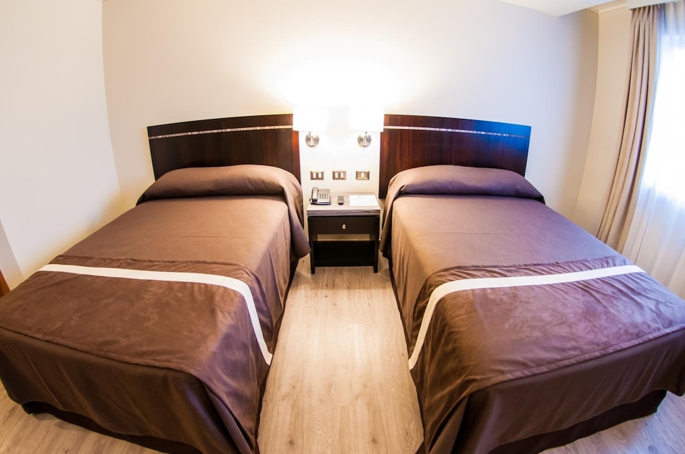 Hotel Diego De Almagro Curico 17/55