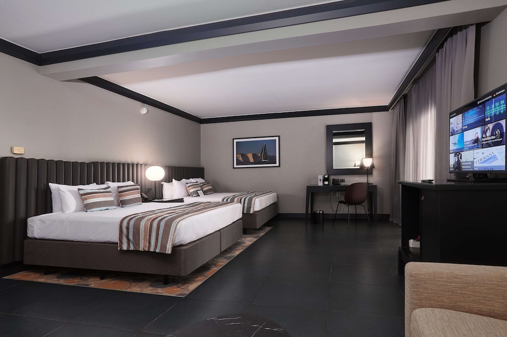 Premium, Multiple Beds