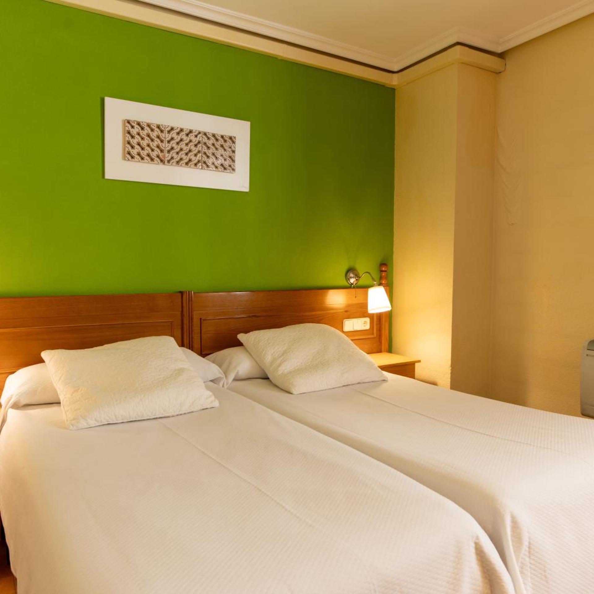 Hotel Rey Don Jaime 9/55