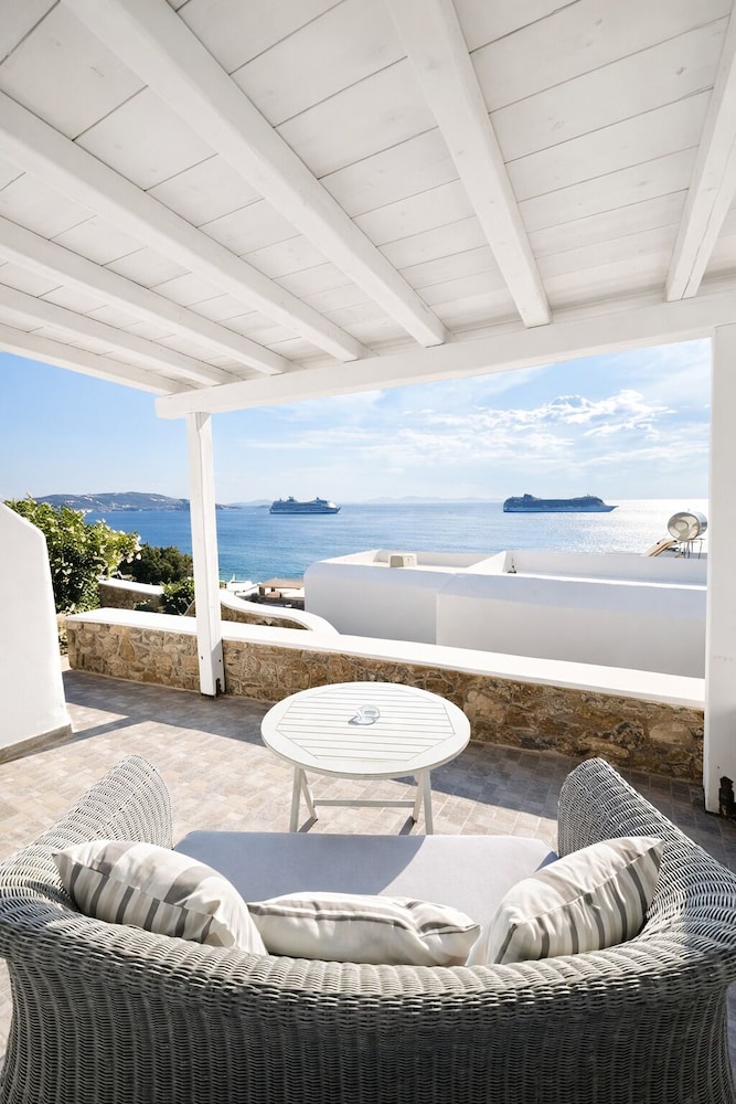 Villa Oceania 17/50