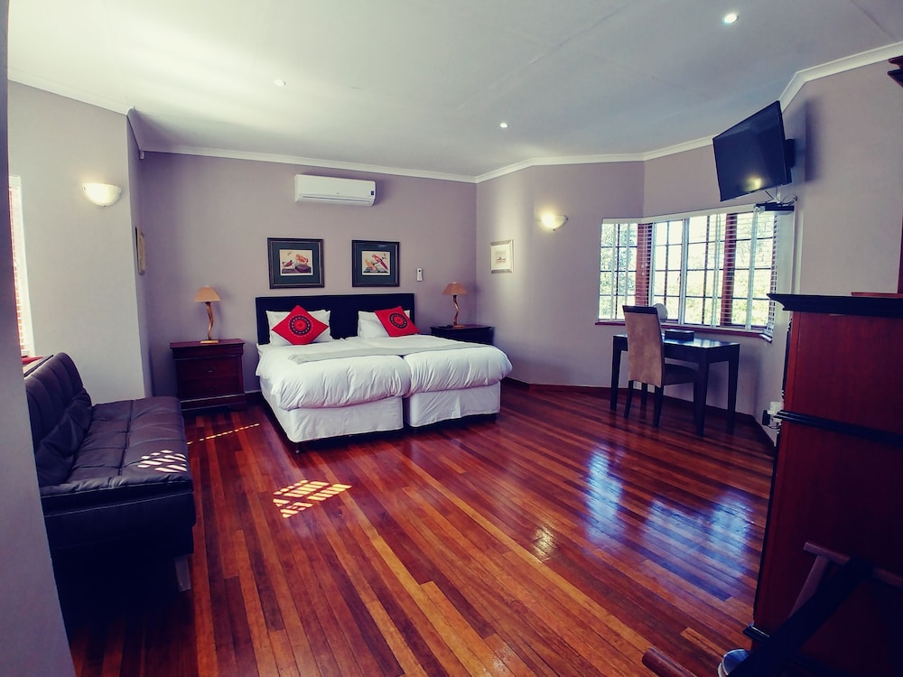 Winelands Villa Guesthouse 11/31