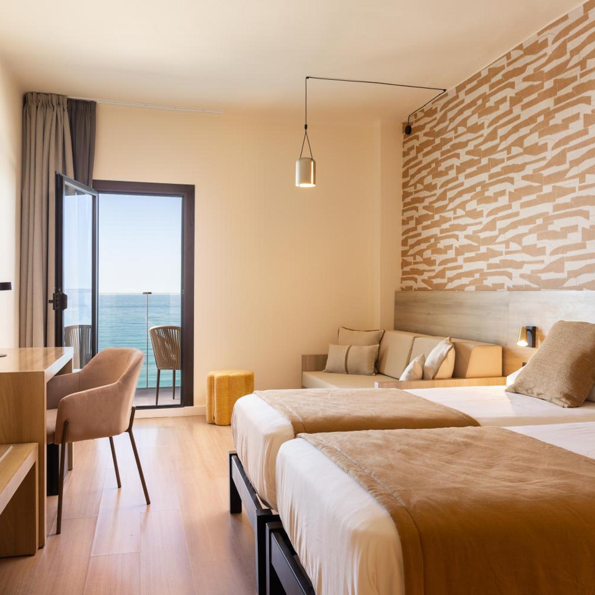 Superior, Double or Twin Bed, Sea View