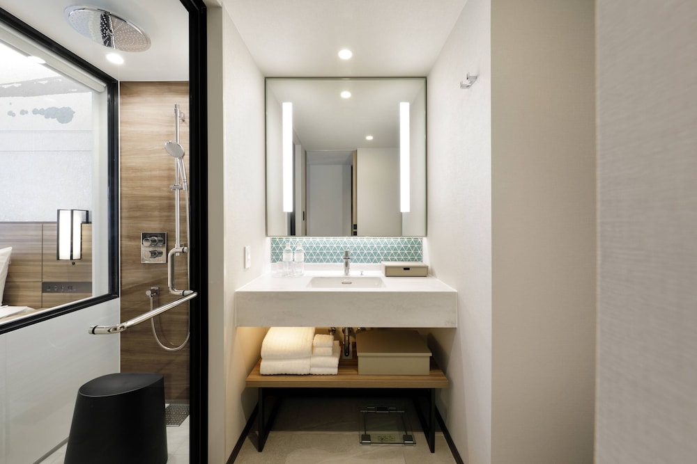 Courtyard By Marriott Osaka Honmachi 10/47