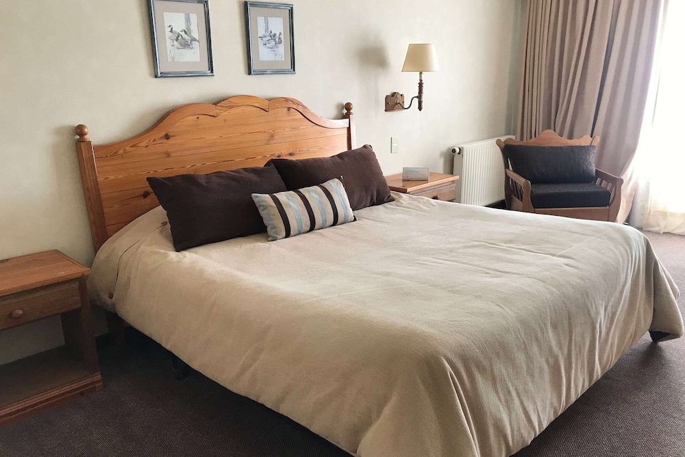 LOFT, MULTIPLE BEDS, BAY VIEW
