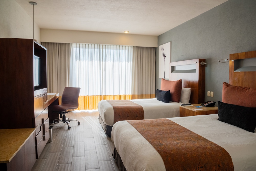 Real Inn Guadalajara Expo 18/79