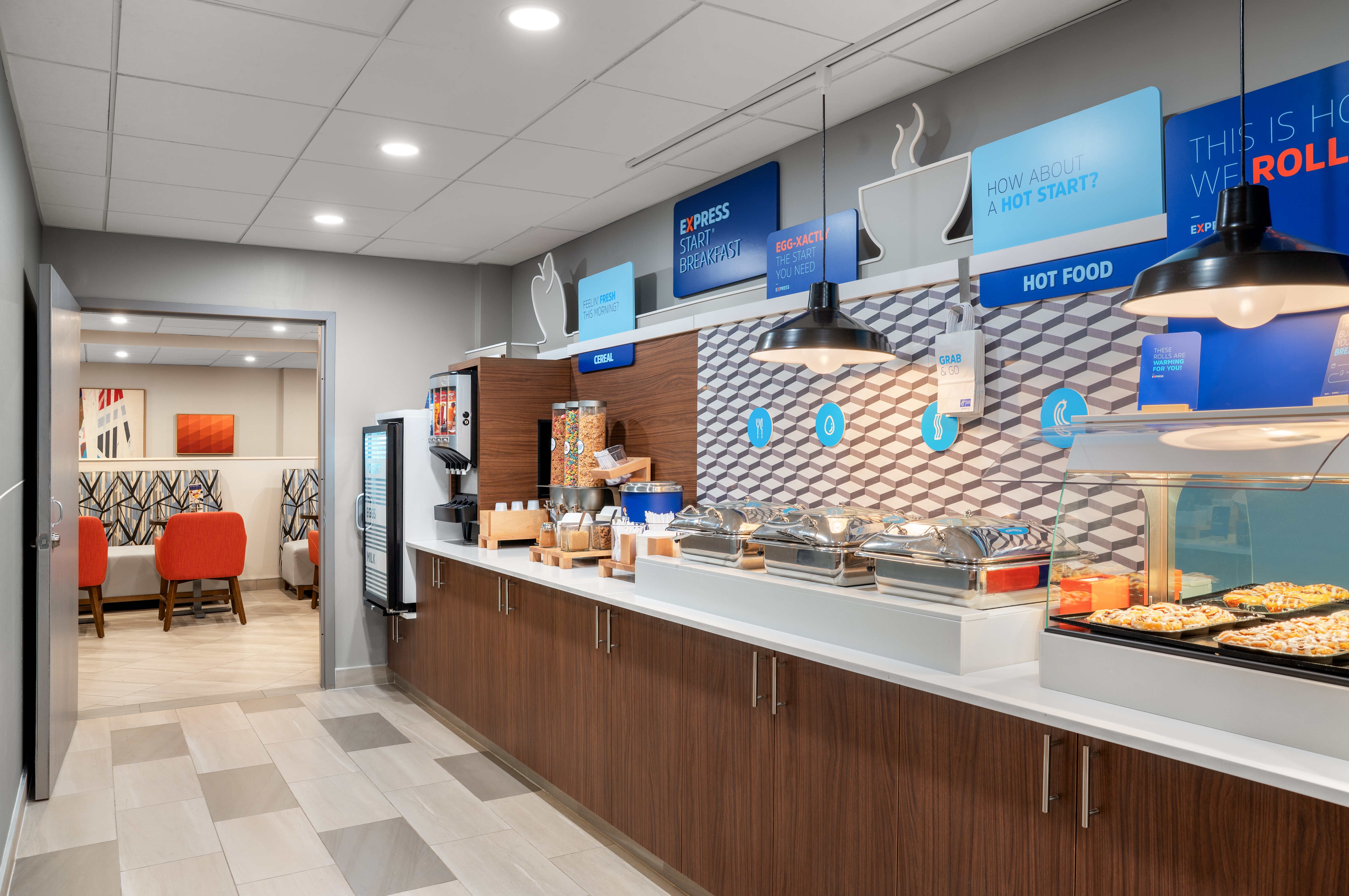 Comfort Inn & Suites Hawthorne NY 11/72