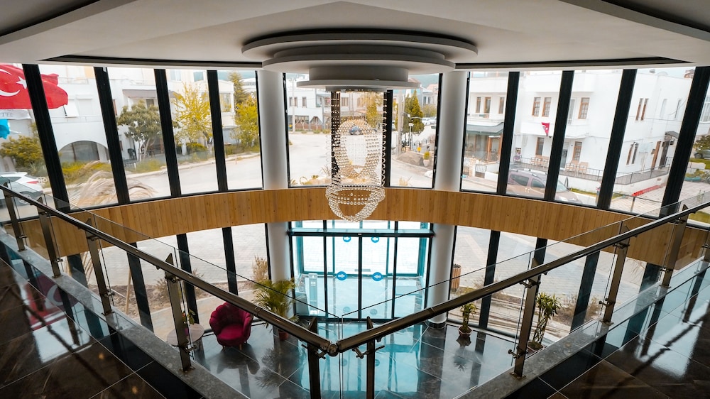 Sunsan Hotel 11/47