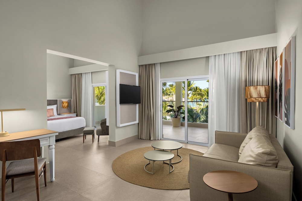 Wyndham Alltra Punta Cana All-Inclusive Resort Hotel 28/50
