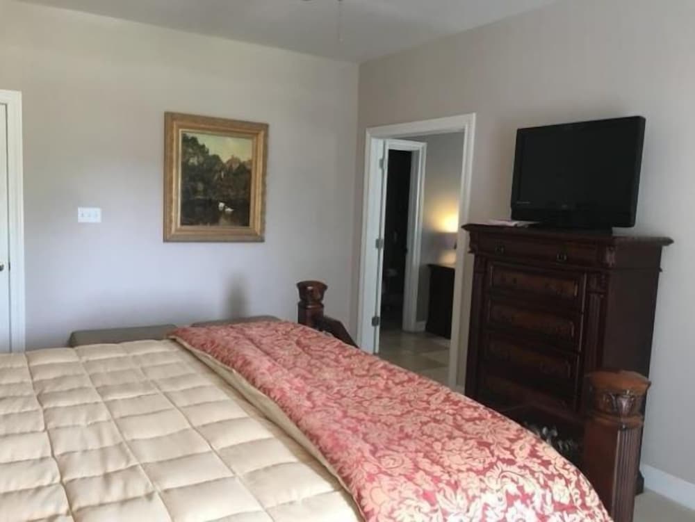 Master, Suite, King Bed