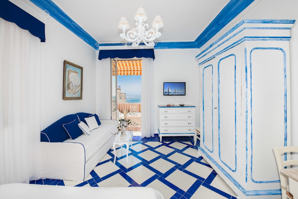 Villa Flavio Gioia 27/67