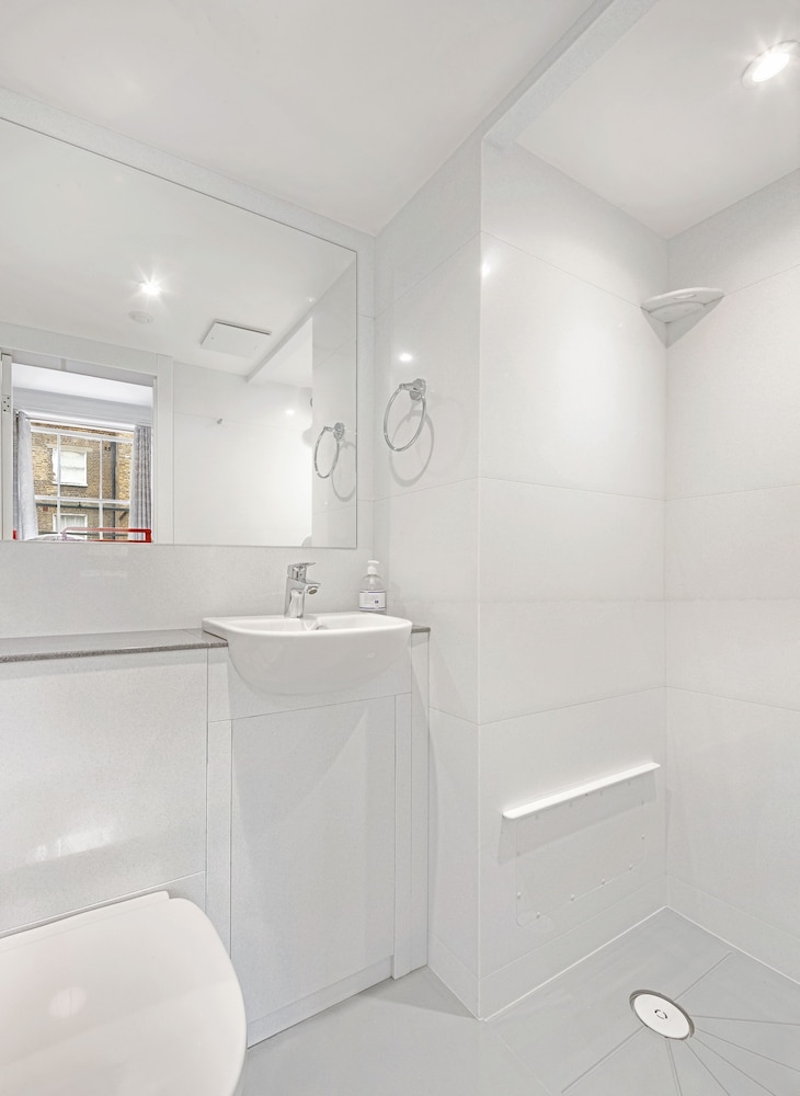 Astor Kensington Hostel 29/29
