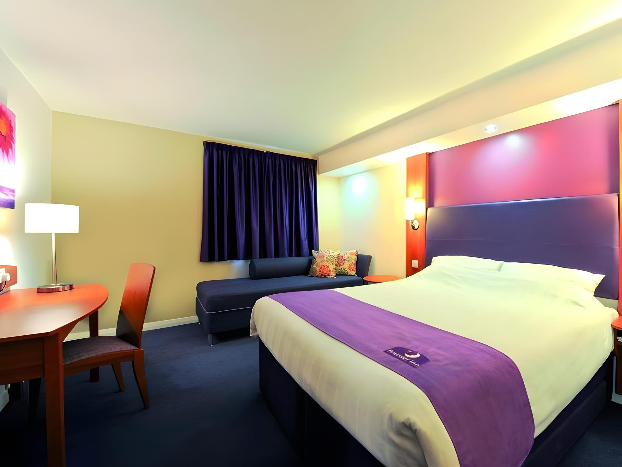 Room at Premier Inn Abu Dhabi Airport (Business Park), ABU DHABI