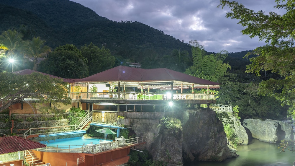 Jarabacoa River Club 11/57