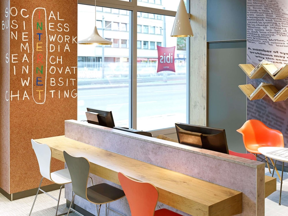 Ibis Hotel Koln Centrum 11/68