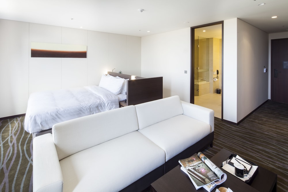 HOTEL THE BORN JEJU 15/48