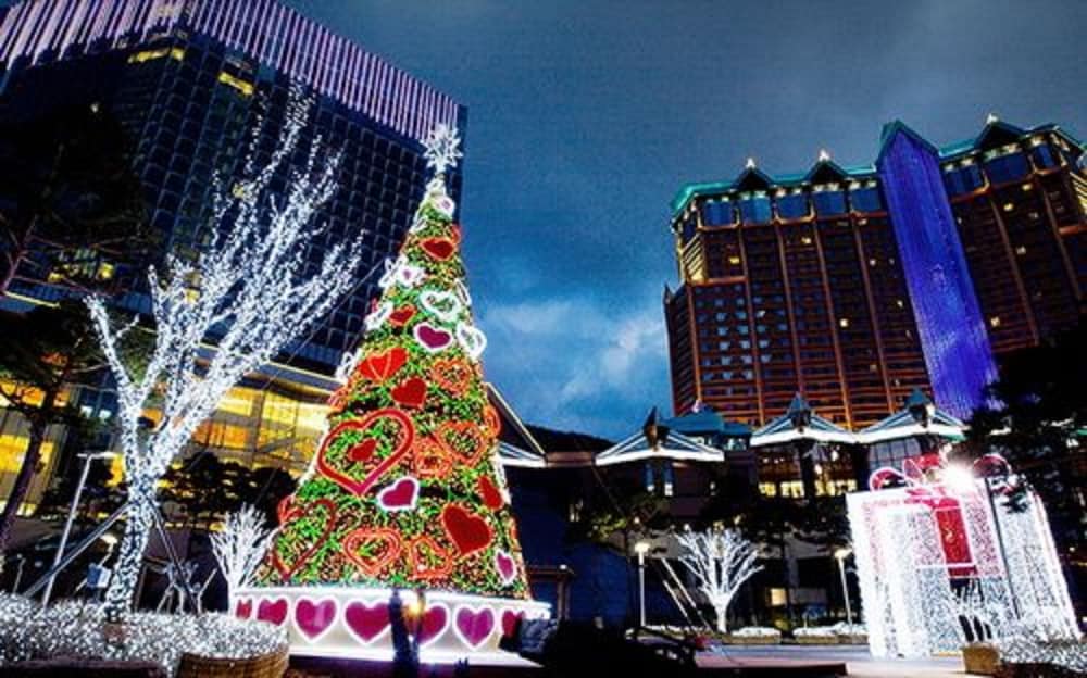 High1 Grand Hotel Main Tower (Ex Kangwonland Hotel) 43/46