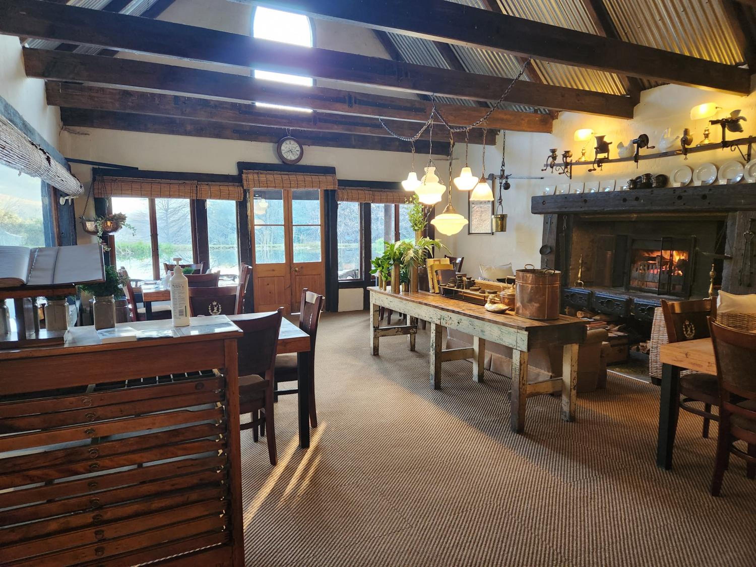 Cleopatra Mountain Farmhouse 11/18