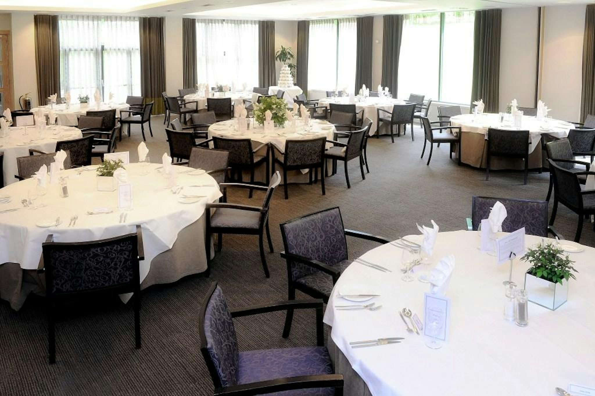 Stirling Court Hotel 47/63