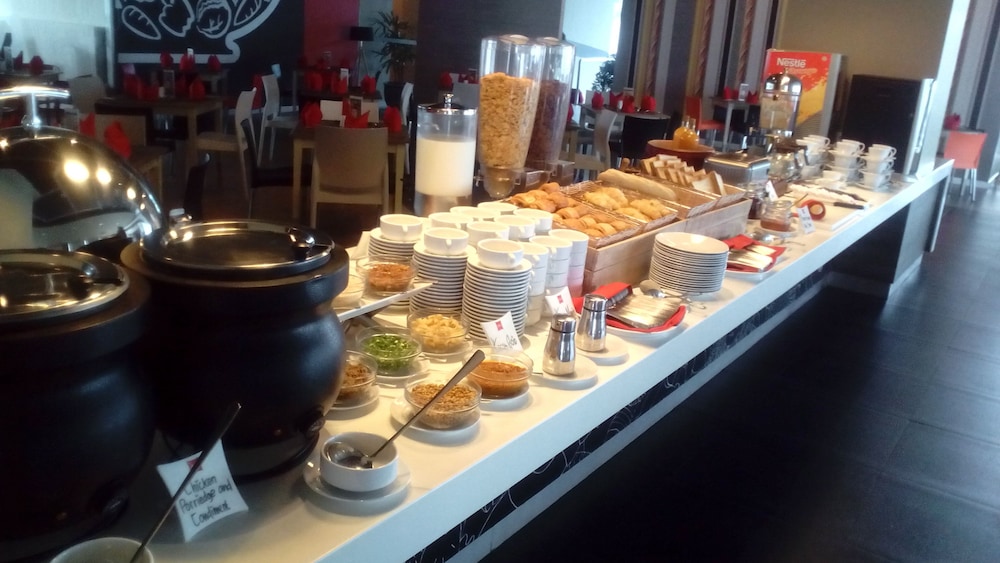 Ibis Surabaya City Center 42/61