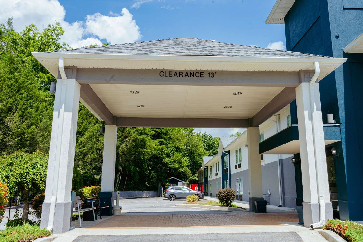Clarion Pointe - Dillard near Blue Ridge Mountains 1/22