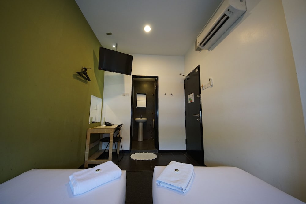 Tulip Hotel 17/40