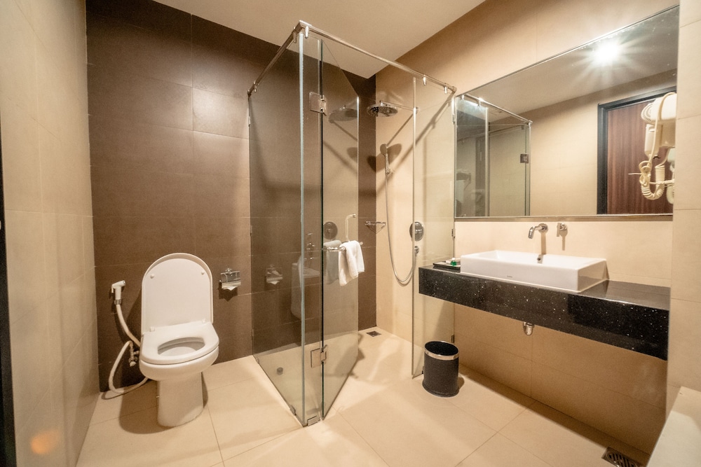 M One Hotel 43/52