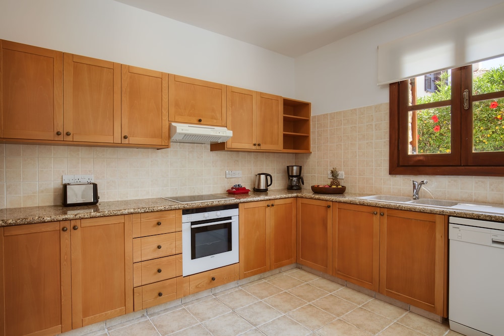 Aphrodite Hills Rentals - Superior Villas 6/50