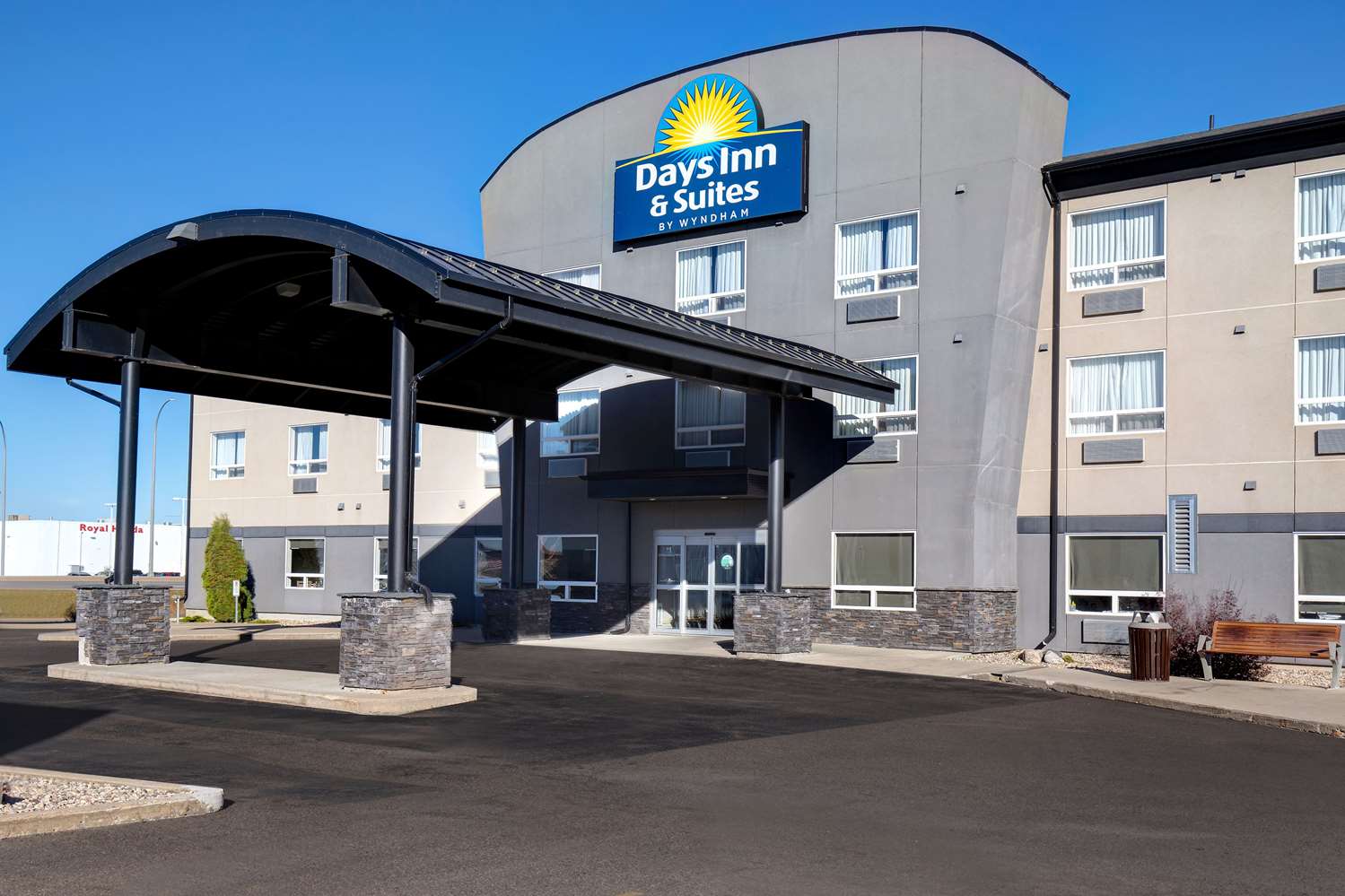 Days Inn & Suites by Wyndham Yorkton 32/38