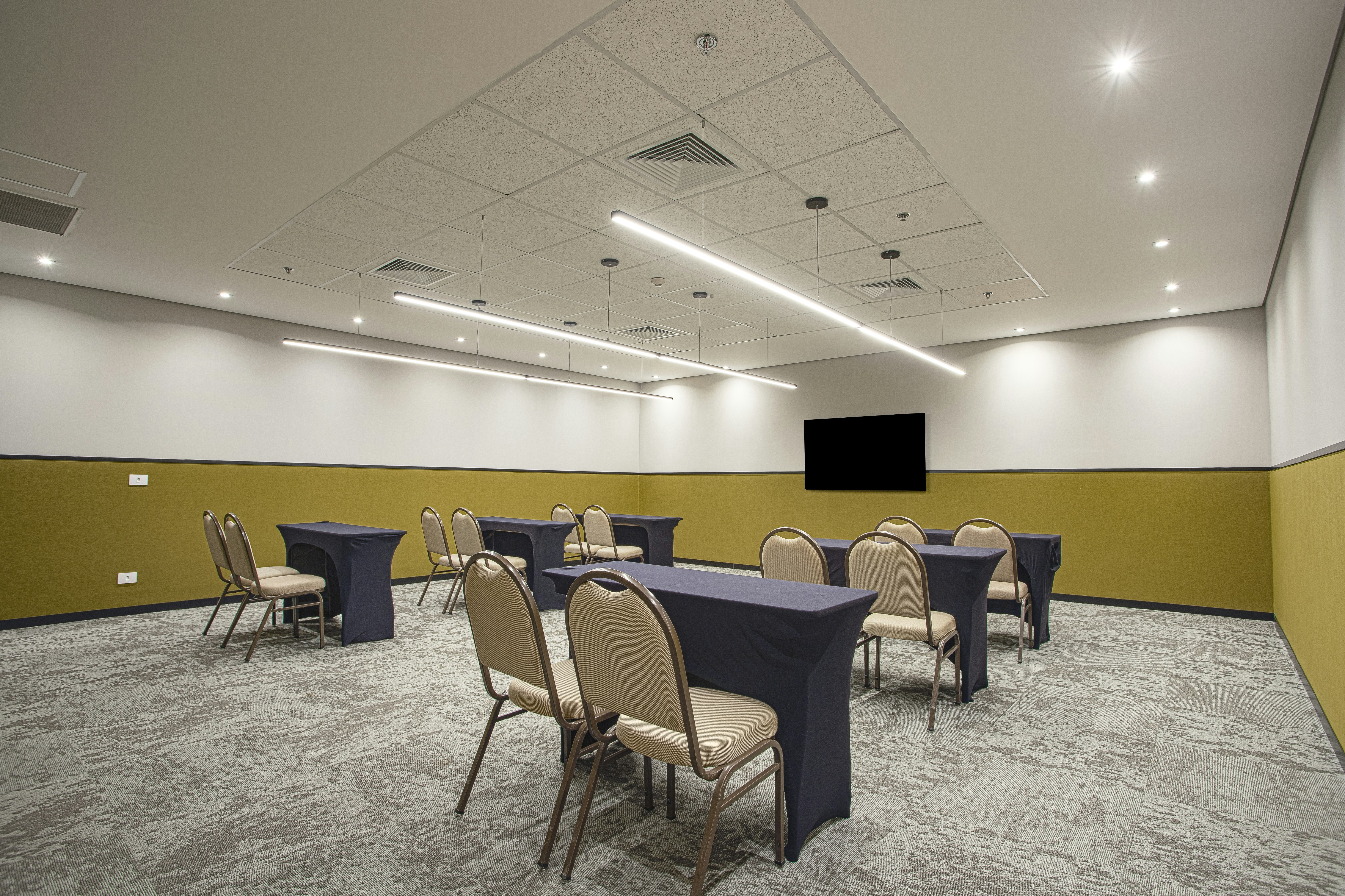 QOYA Hotel Curitiba, Curio Collection By Hilton 49/52