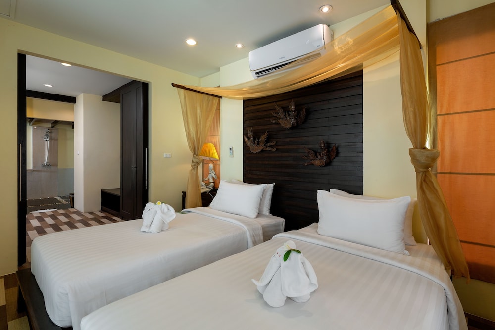 Secret Cliff Resort and Restaurant 8/50