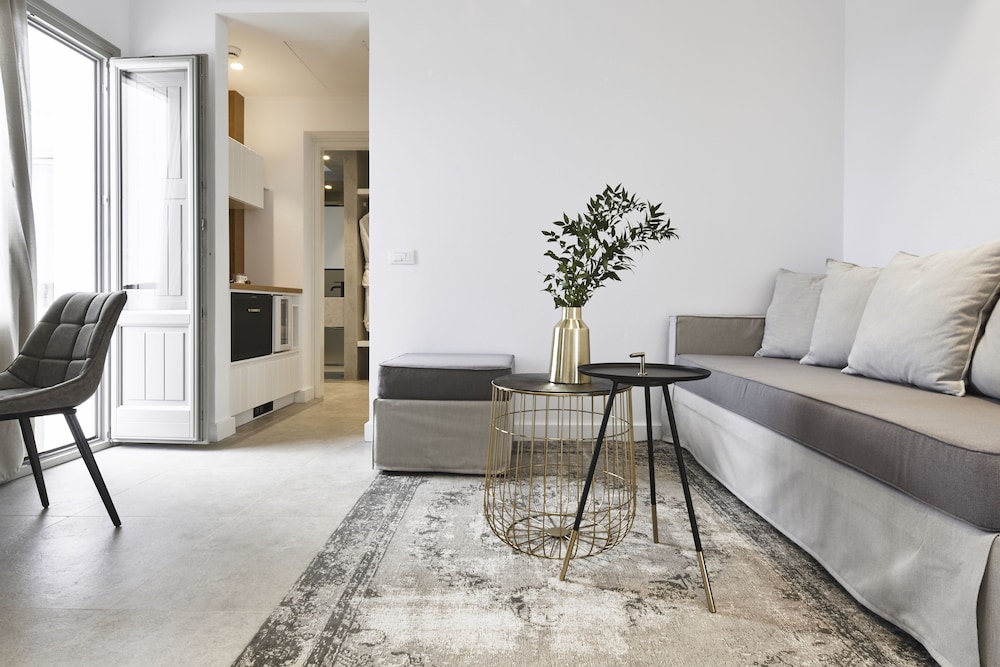 Altera Pars Suites 50/69