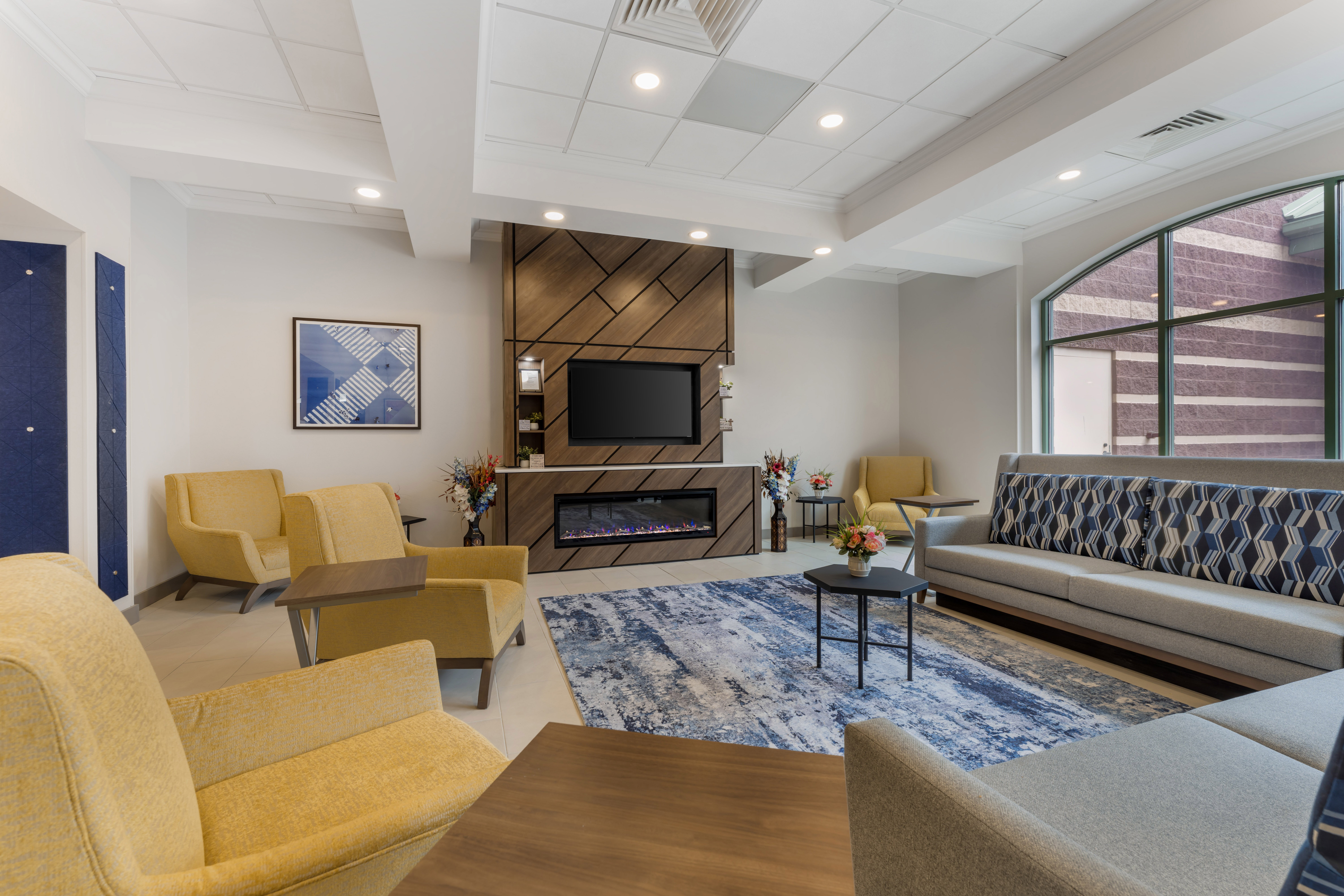 Holiday Inn Express Breezewood 48/67