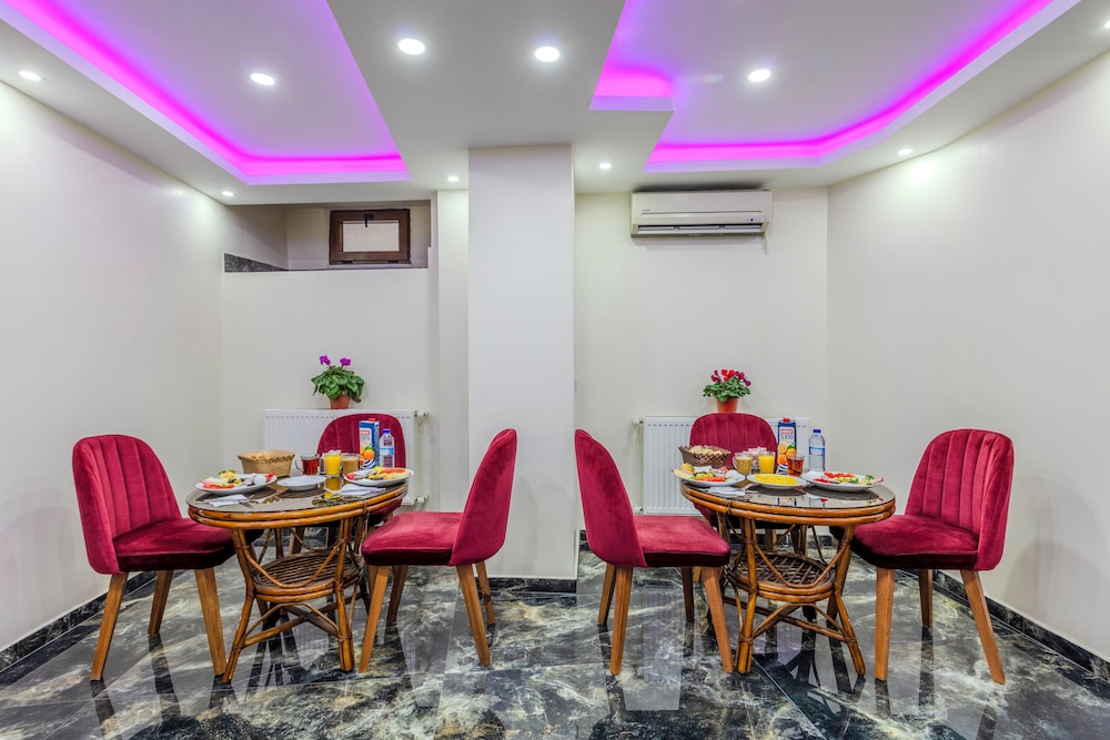 Hotel Silviya 36/50