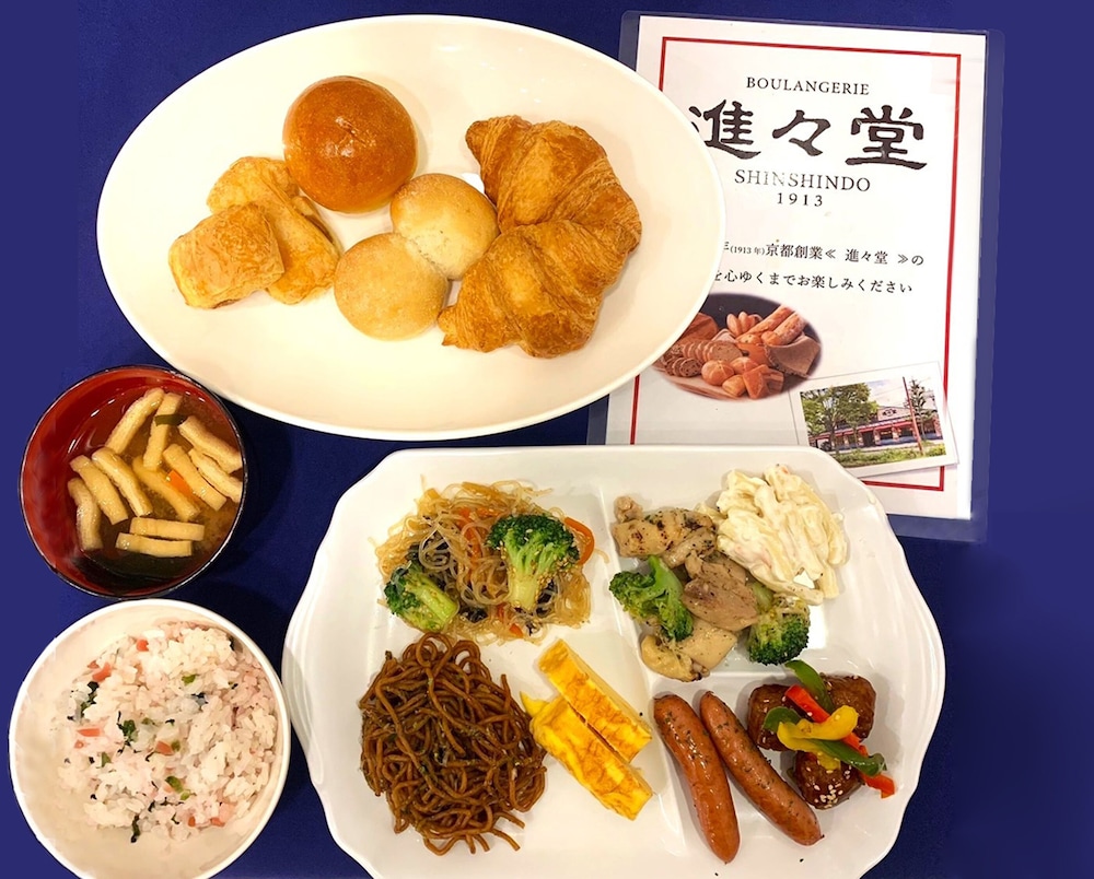 Toyoko Inn Kyoto Gojo-Omiya 38/54