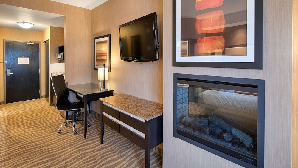 Best Western Premier Freeport Inn Calgary Airport 33/54
