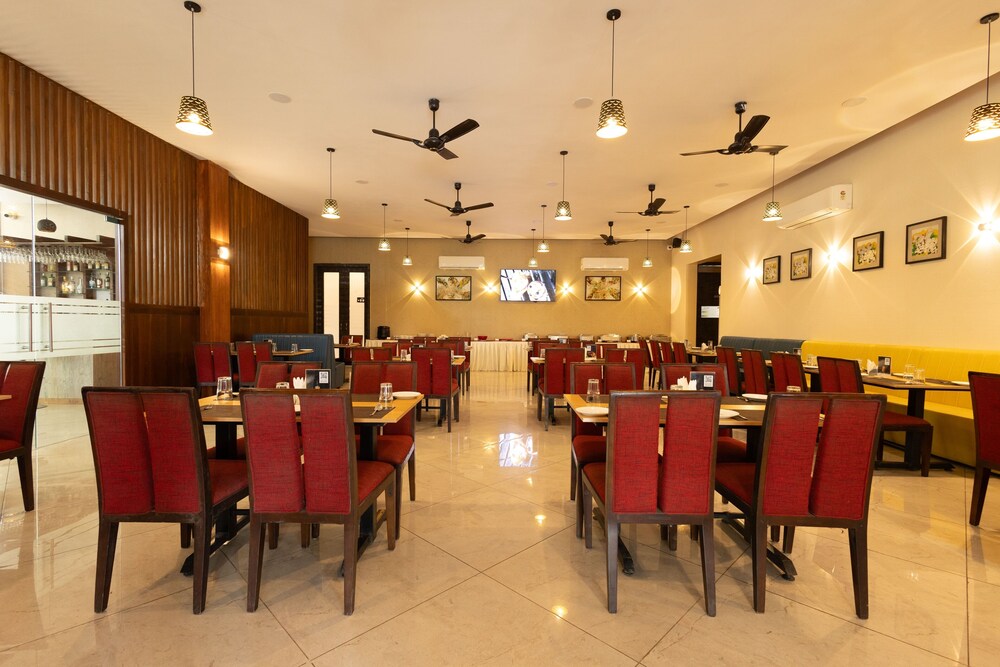 Freesia Resort by Express Inn 31/45