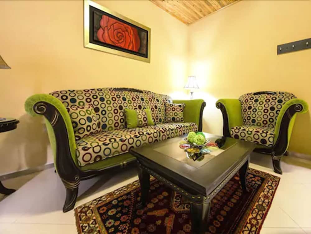 MARAMBAIA HOTEL 47/66