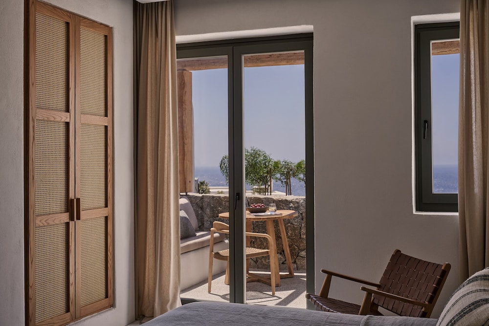 Archipelagos All Suites 32/50