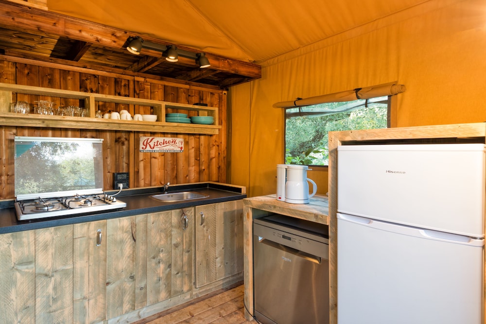Camping Weekend Glamping Boutique 6/50