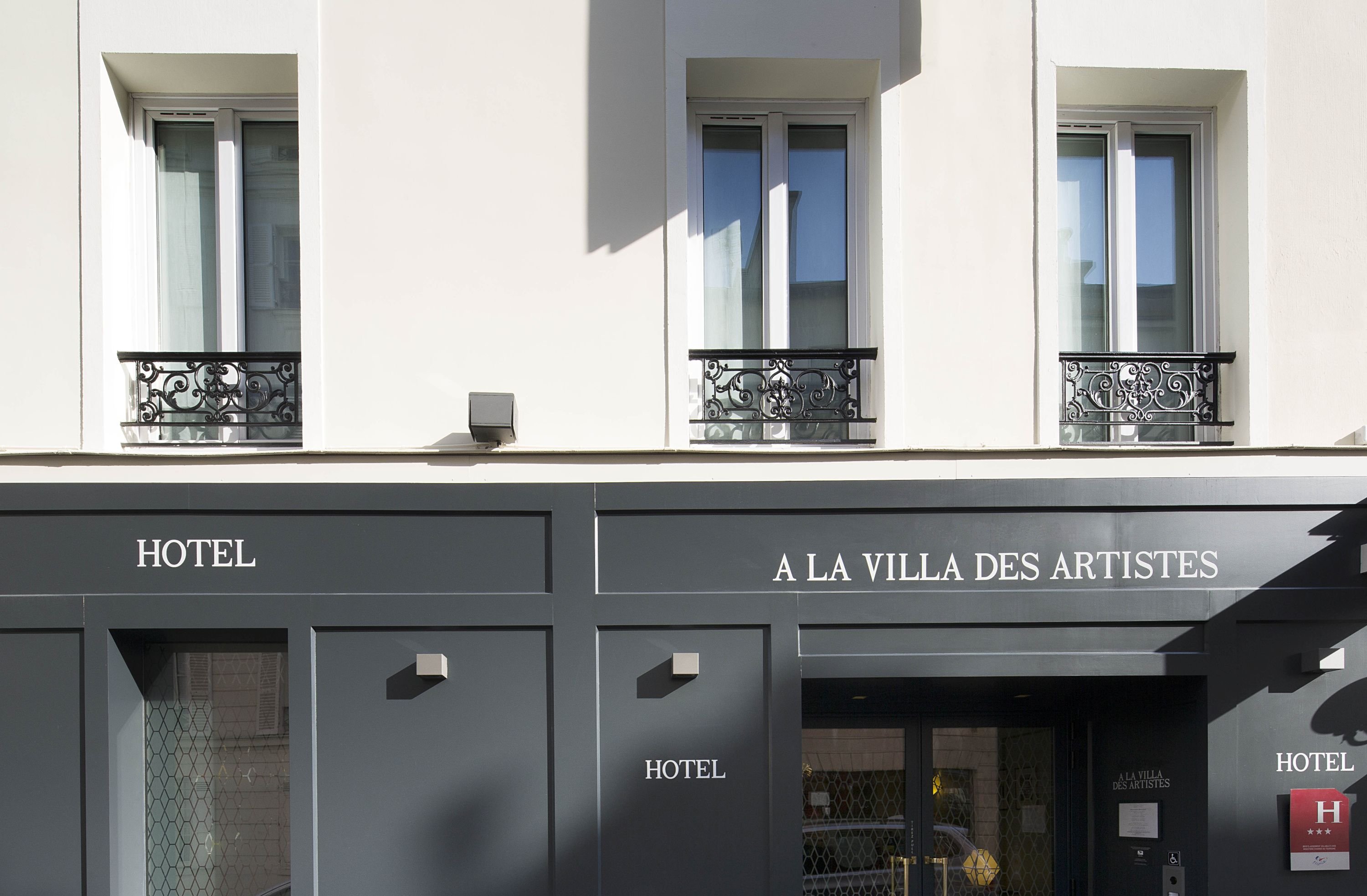 Hotel A La Villa Des Artistes 1/72