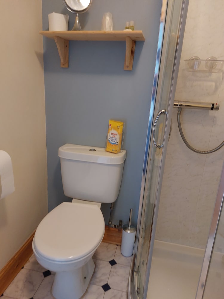 Eddlewood Guest House 38/43