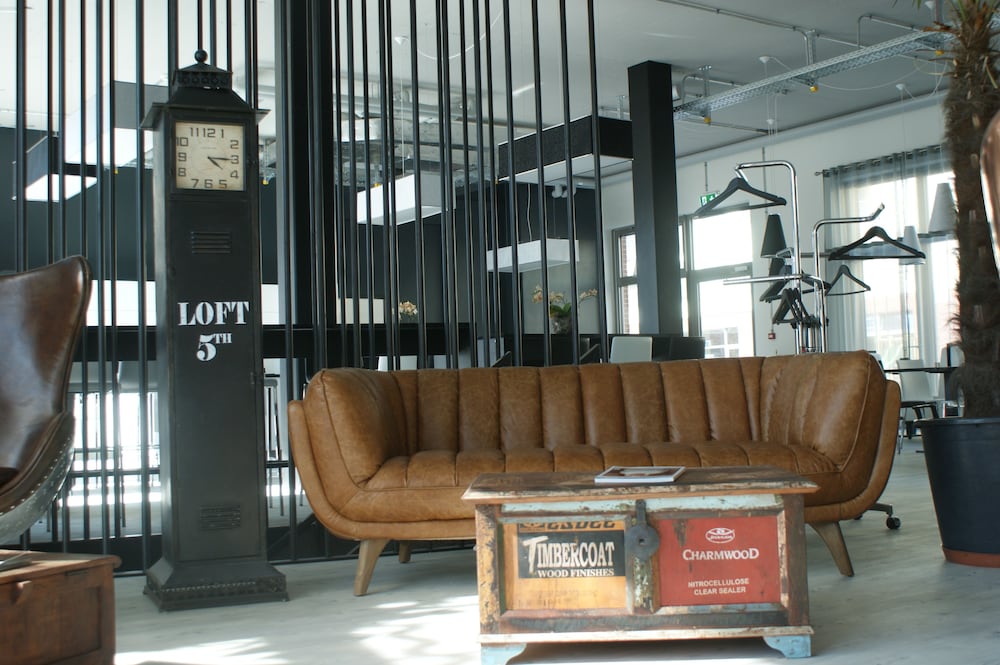 THESSONI HOME ZURICH 37/48