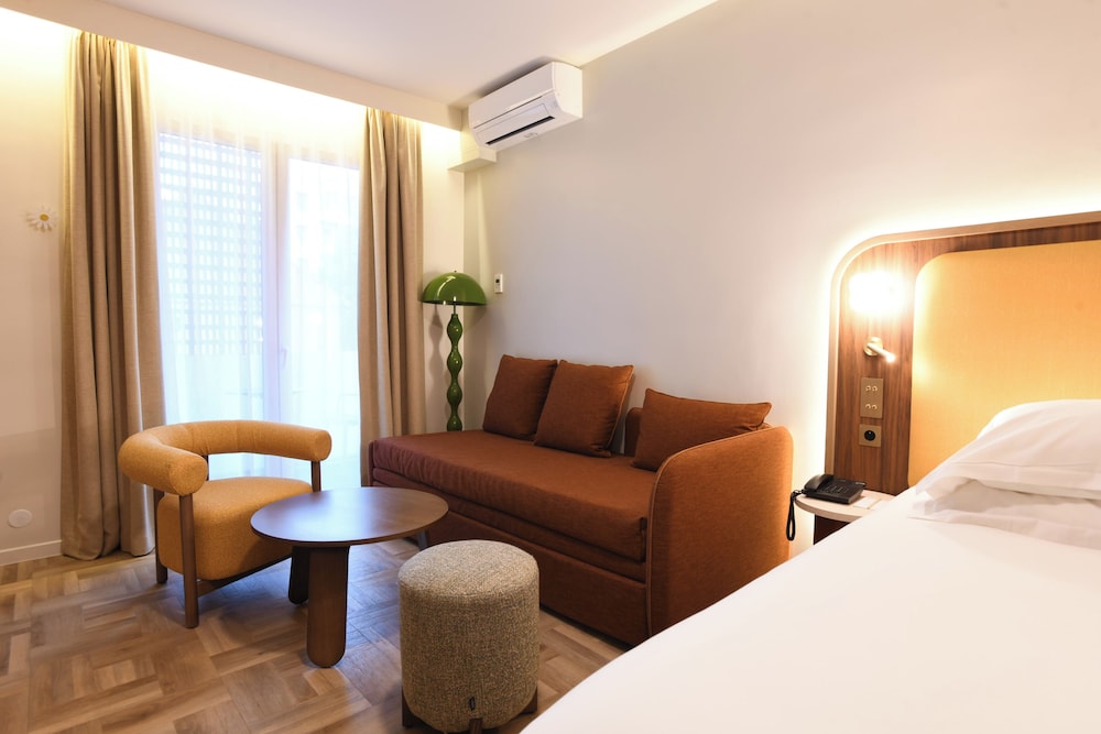 Hotel Rotonde 56/73