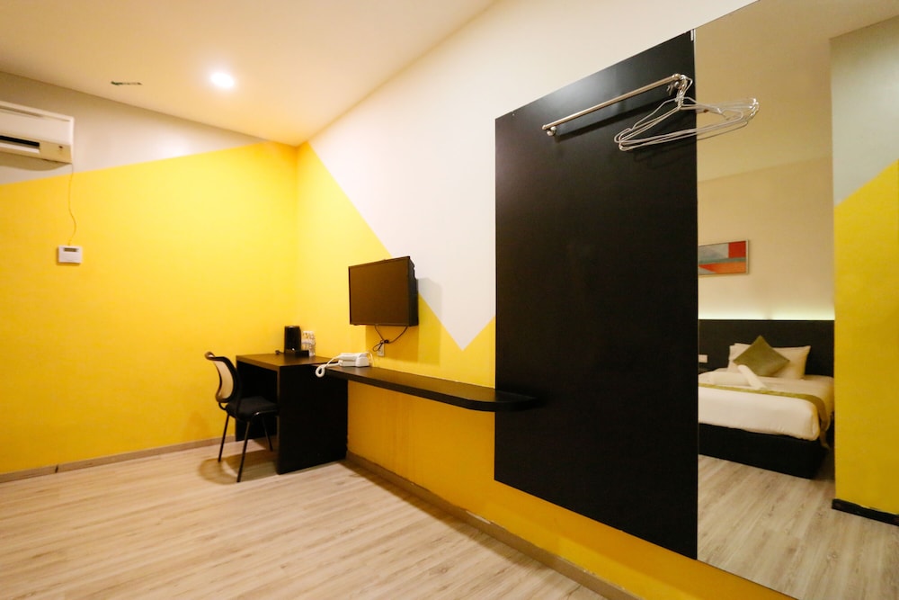 Swing & Pillows at Golden Roof Hotel Sunway Ipoh 5/33