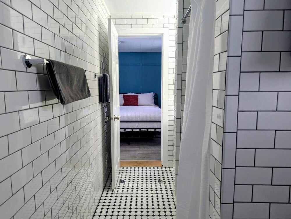 Scotty's Motel 36/50