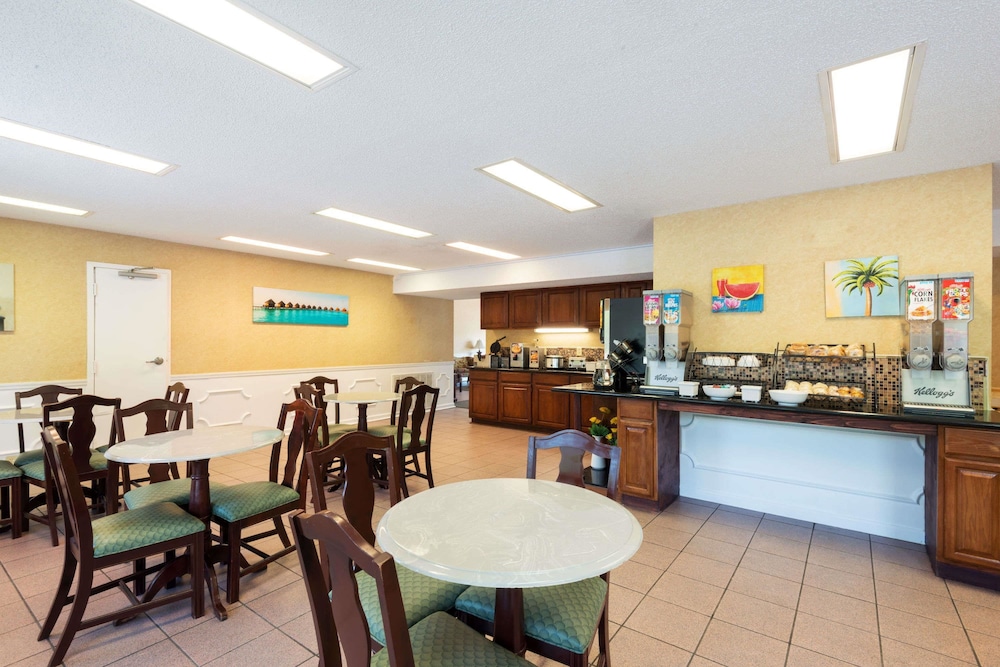 Baymont By Wyndham Prattville/Montgomery 37/47