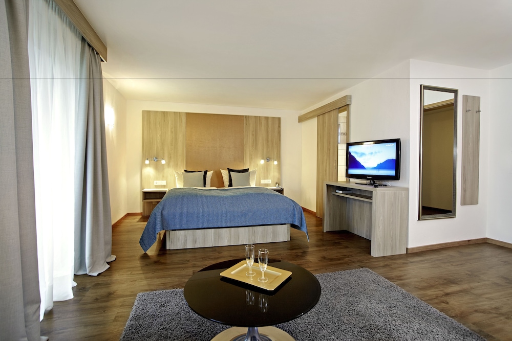 Hotel Bavaria 6/50